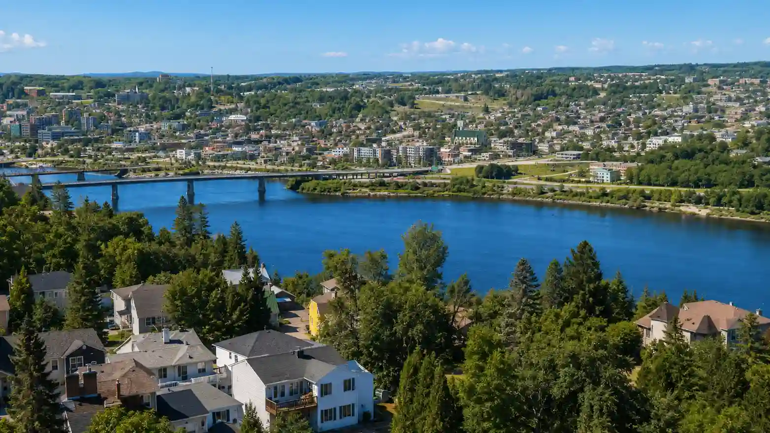 Thumbnail-For-Online Loan in Saguenay for Everyday Financial Pressure-By-Mini Cash (1)